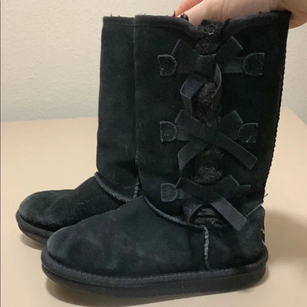 Koolaburra Black Suede Boots with Decorative Bows